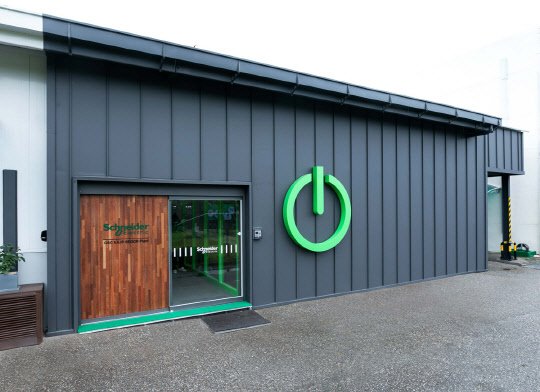 슈나이더 일렉트릭 익산 스마트팩토리. 슈나이더 일렉트릭 제공